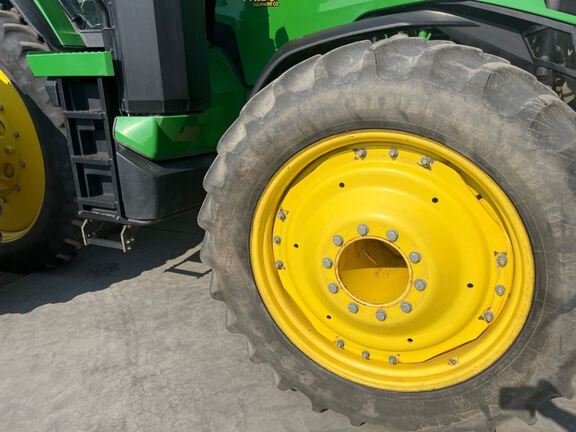2025 John Deere 8R 370 Tractor