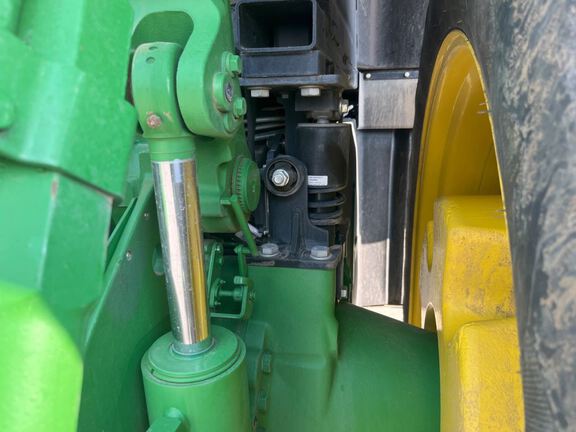 2025 John Deere 8R 370 Tractor