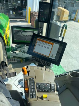 2025 John Deere 8R 370 Tractor