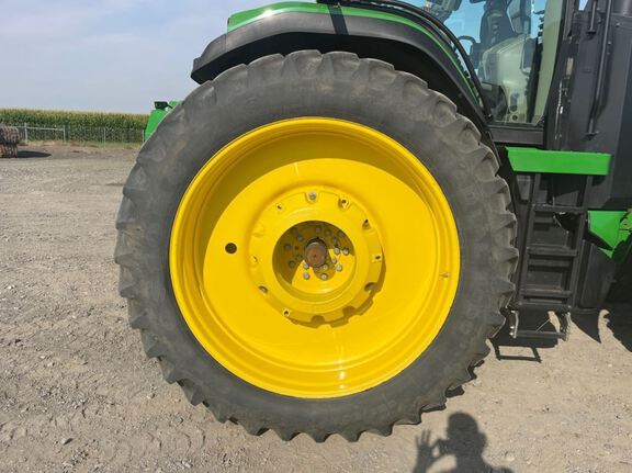 2025 John Deere 8R 340 Tractor
