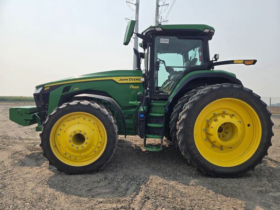 2025 John Deere 8R 310 Tractor