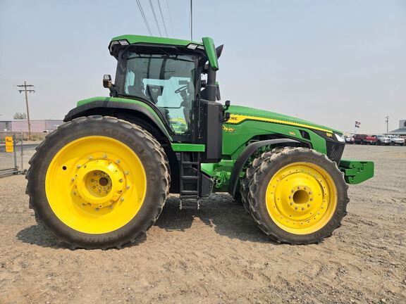 2025 John Deere 8R 310 Tractor