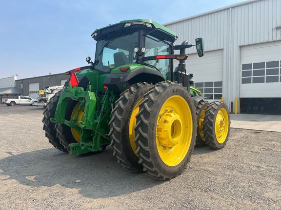 2025 John Deere 8R 310 Tractor