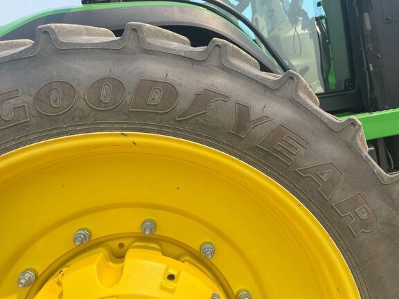 2025 John Deere 8R 310 Tractor