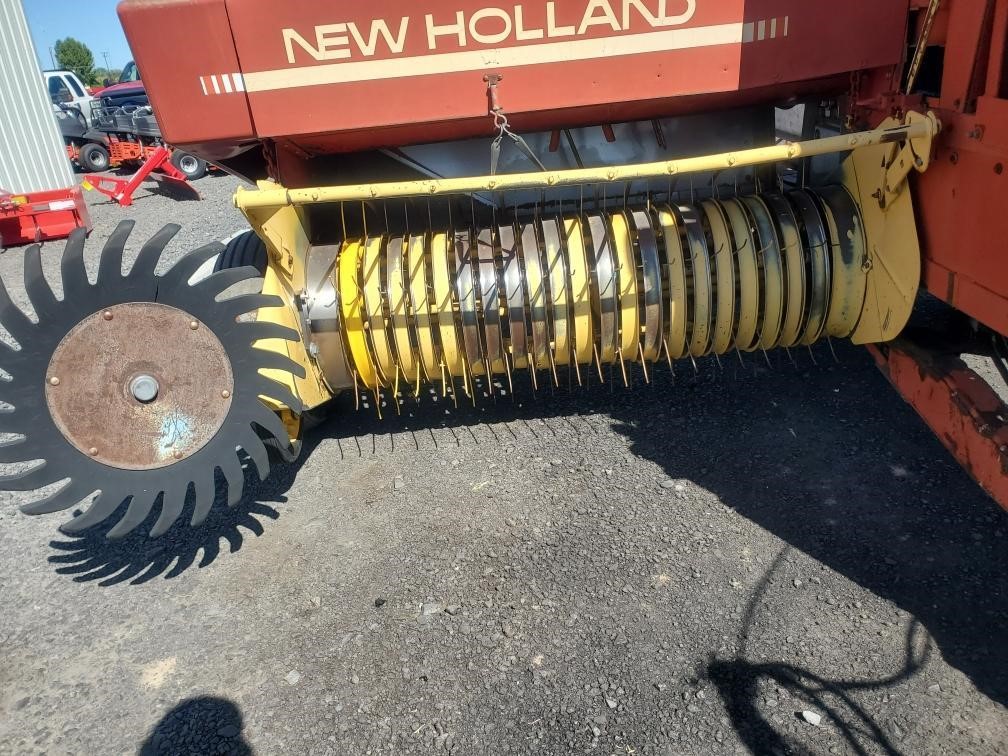 New Holland 505 Baler/Square