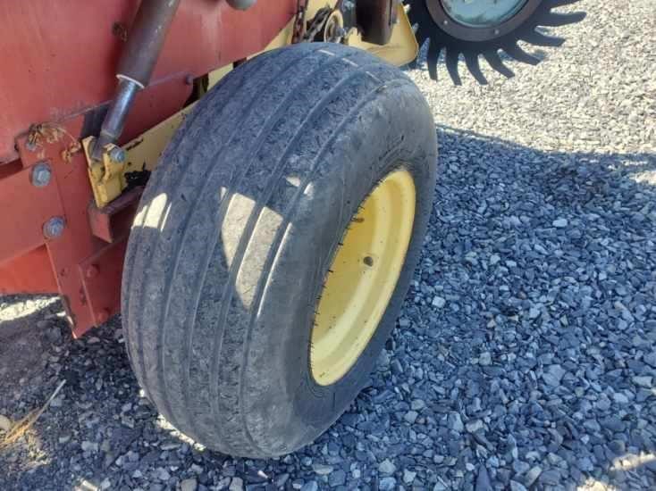 New Holland 505 Baler/Square