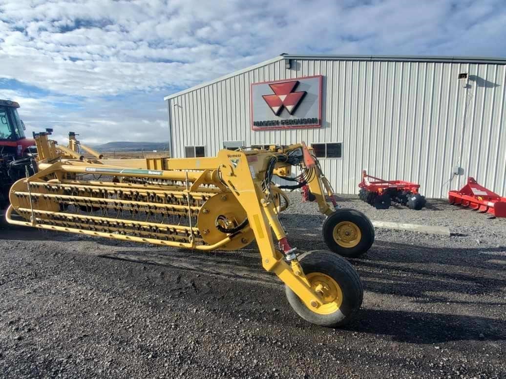 Vermeer R2800 Rake/Hay