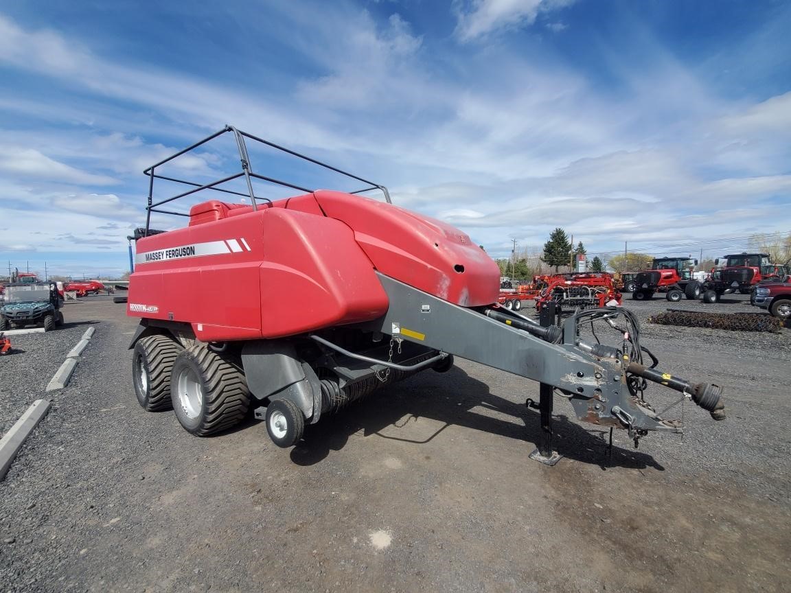 2012 Massey Ferguson 2170XD Baler/Square