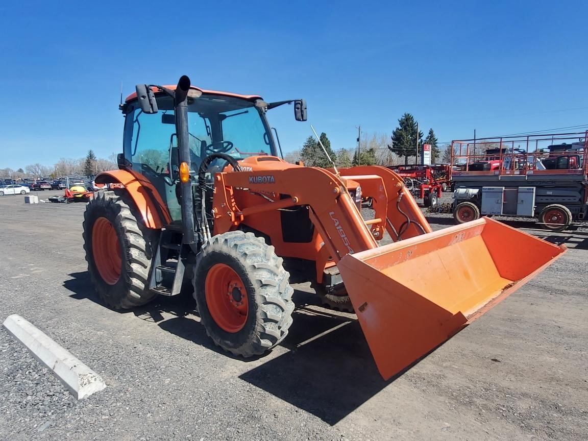 2013 Kubota M110GX Tractor