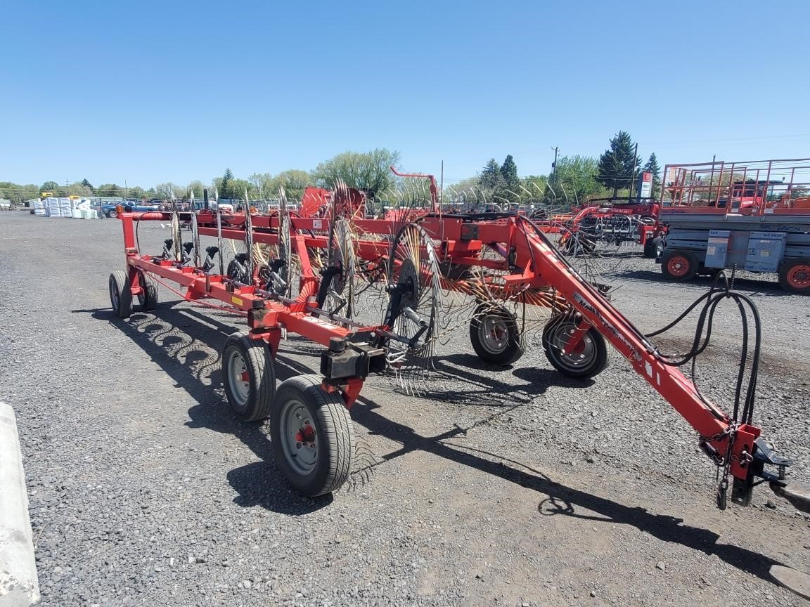 2010 Massey Ferguson 3986 Rake