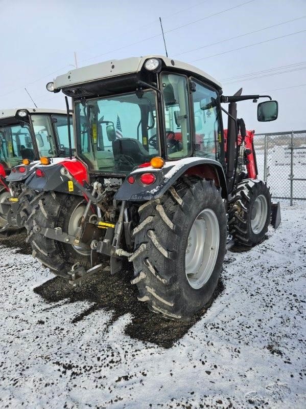 2018 Massey Ferguson 4707 Tractor