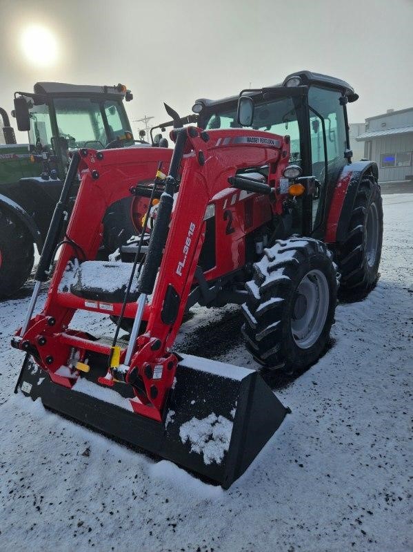 2018 Massey Ferguson 4707 Tractor