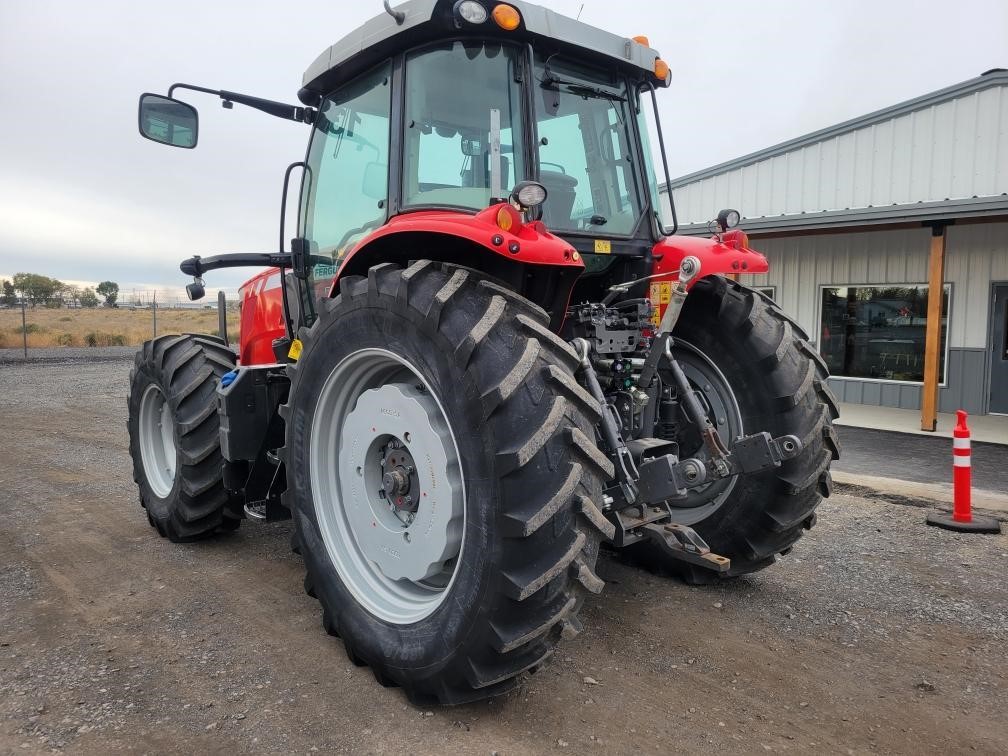 2016 Massey Ferguson 6615 Tractor