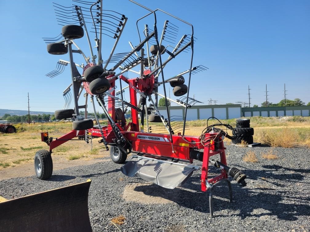 2022 Massey Ferguson RK802 Rake