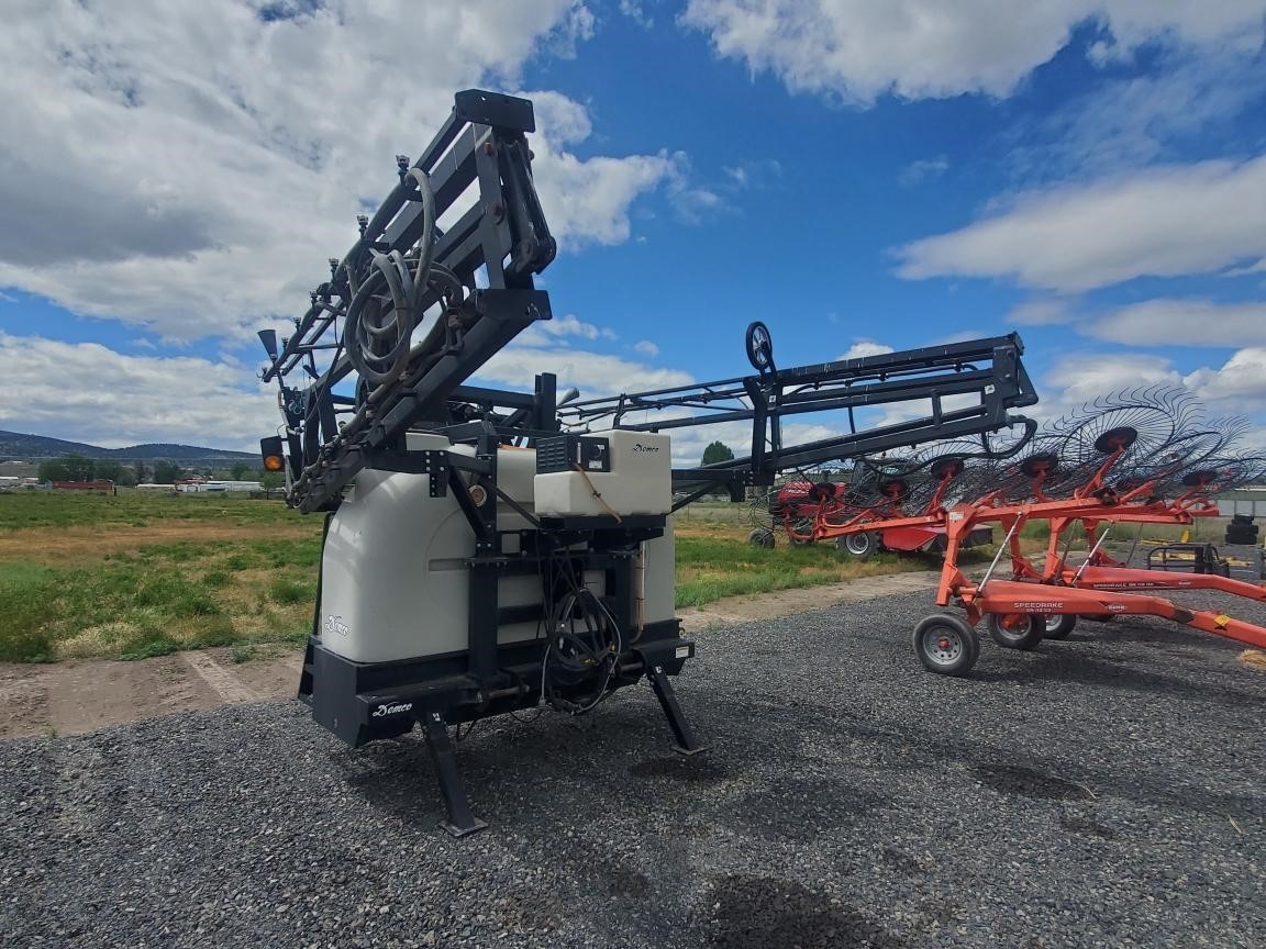 2014 Demco RM600 Sprayer