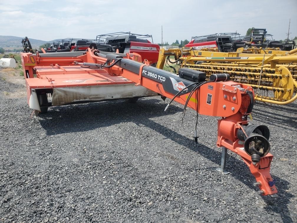 2017 Kuhn FC3560TCD Mower/Flail