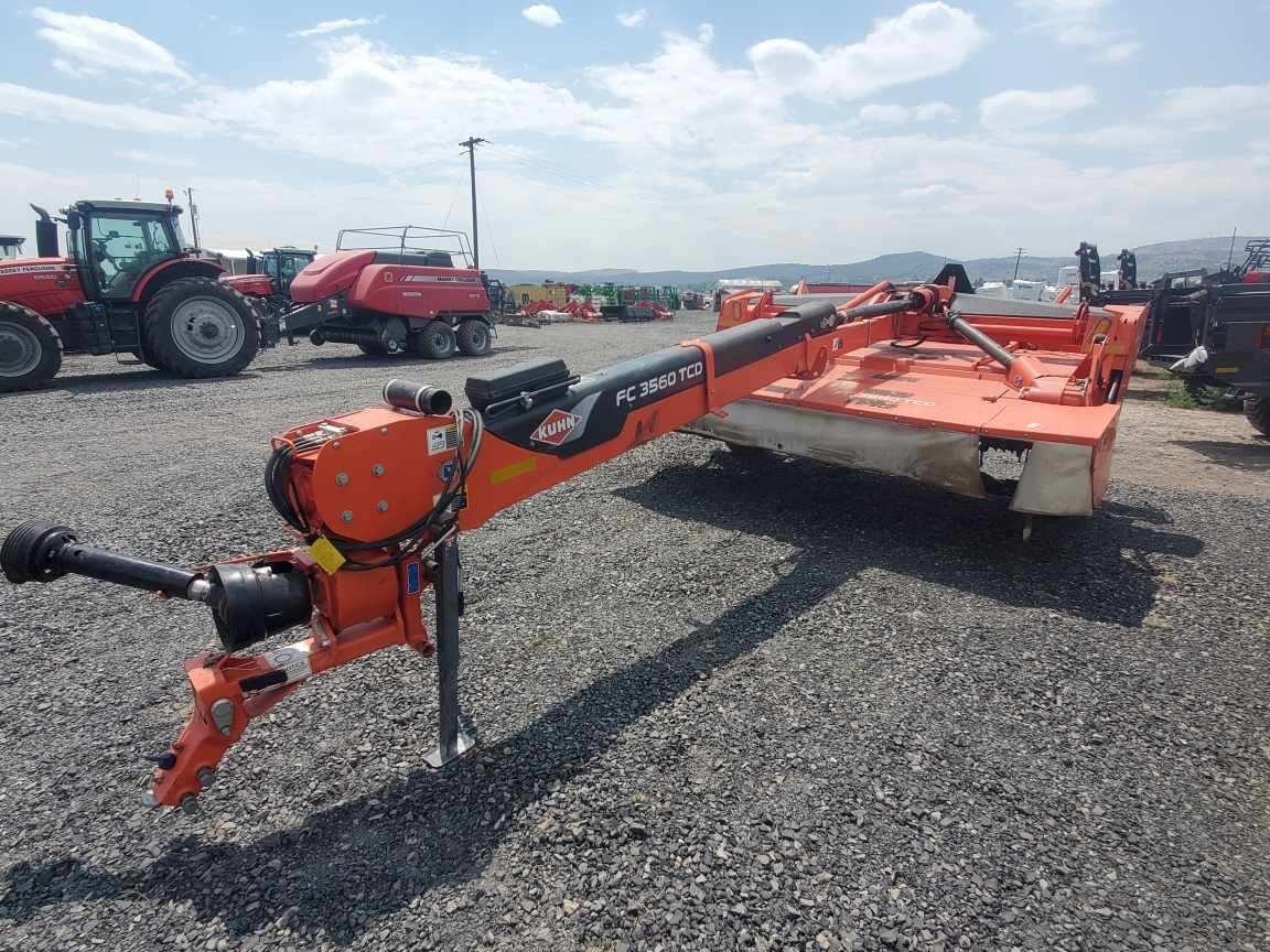 2017 Kuhn FC3560TCD Mower/Flail