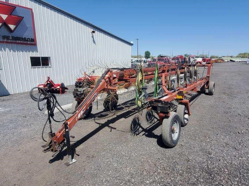 2009 Massey Ferguson 3986 Rake