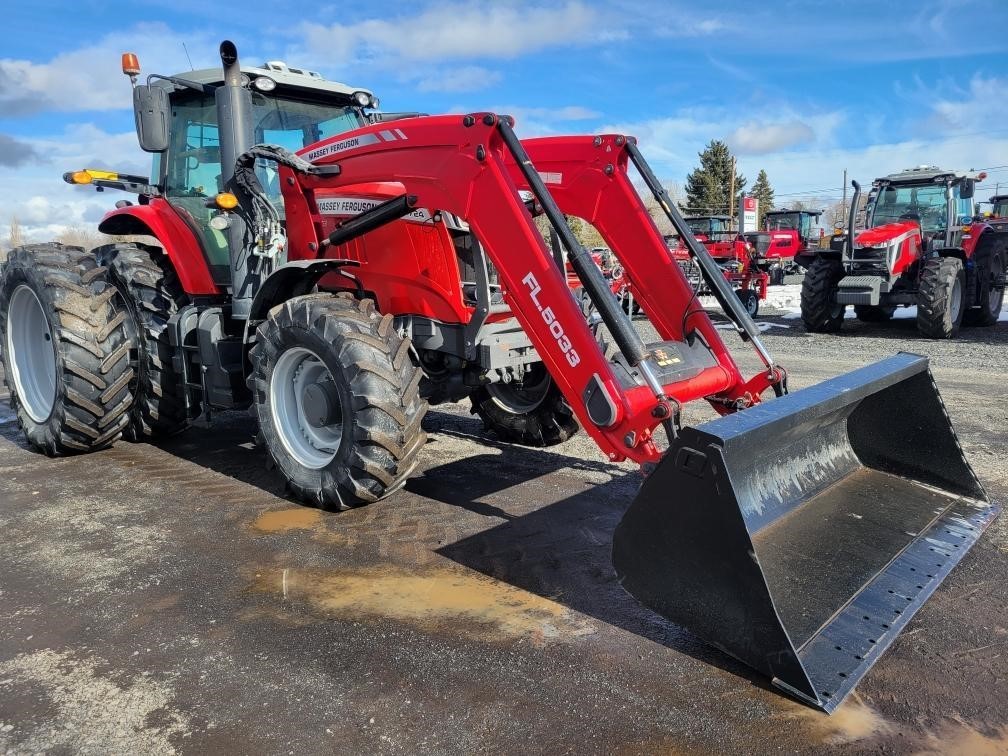 2018 Massey Ferguson 7724S Tractor