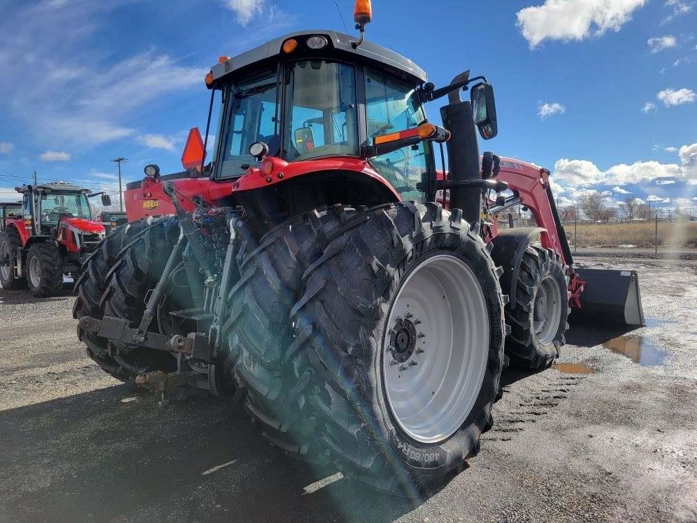 2018 Massey Ferguson 7724S Tractor