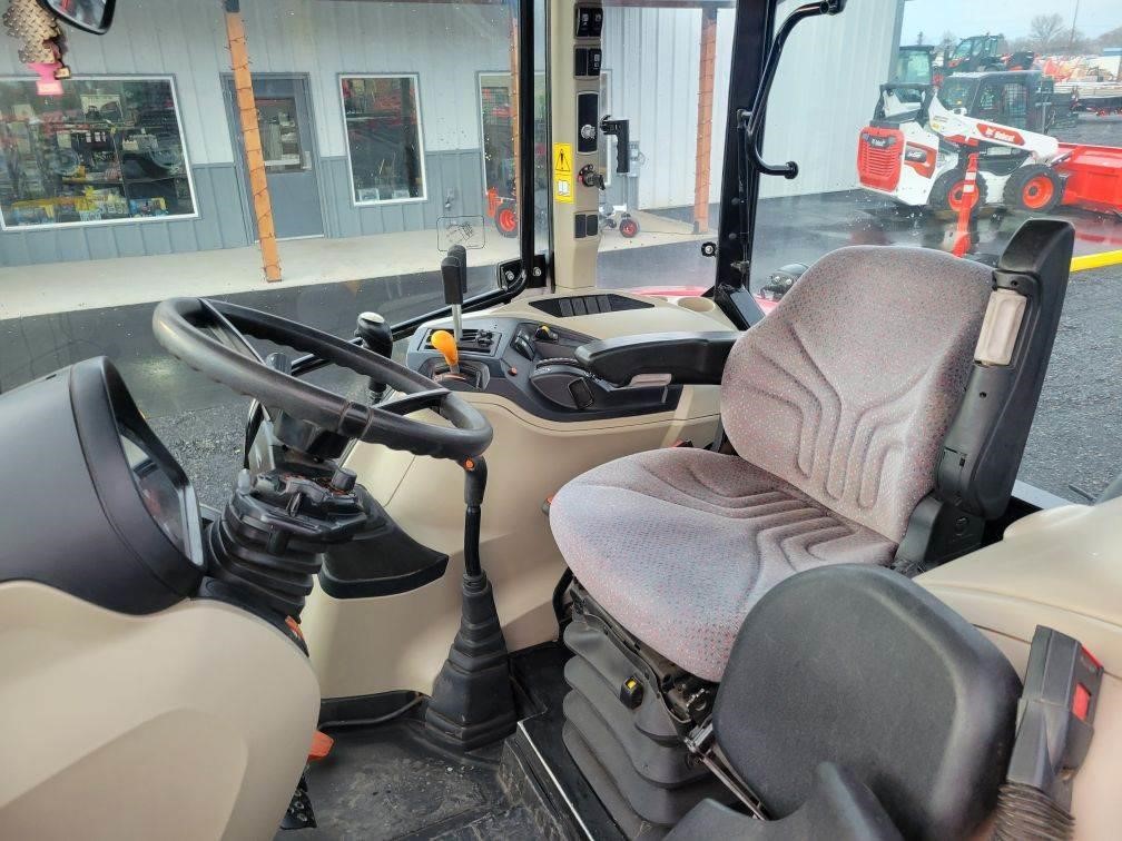 2018 Massey Ferguson 4707 Tractor