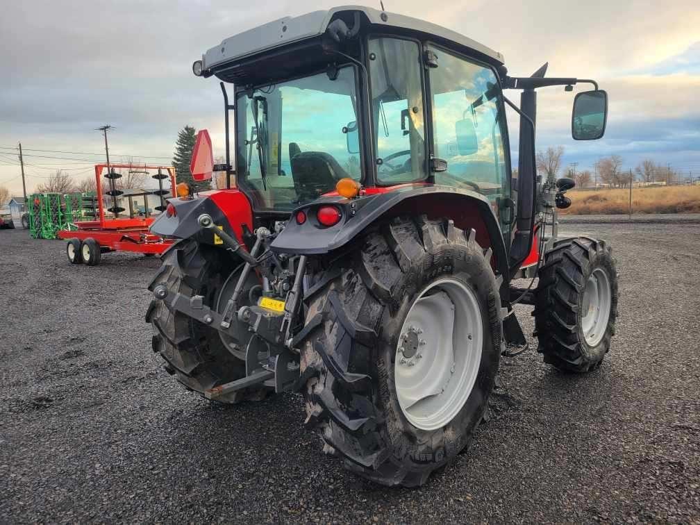 2018 Massey Ferguson 4707 Tractor