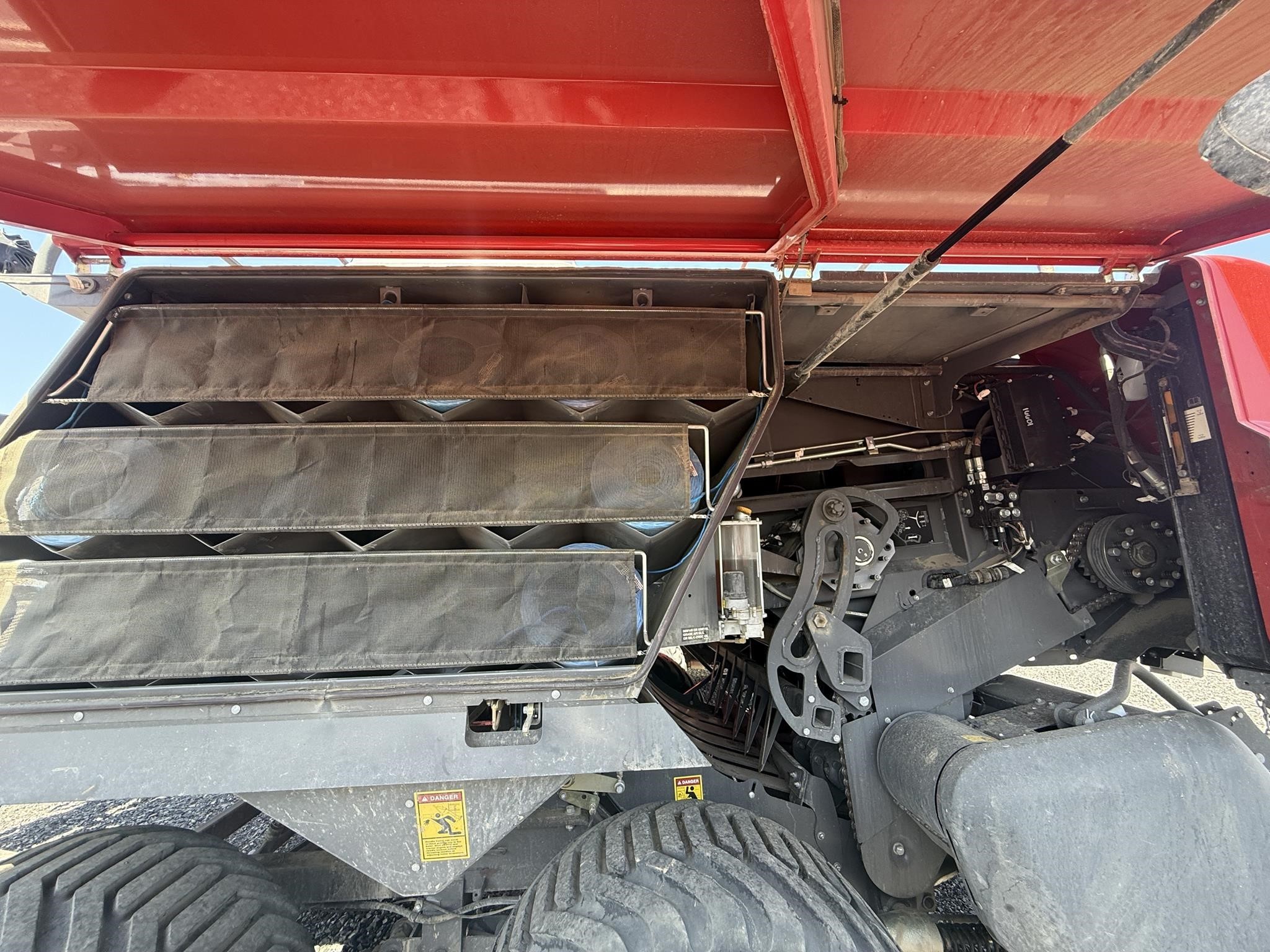 2022 Massey Ferguson 2270XD Baler/Square