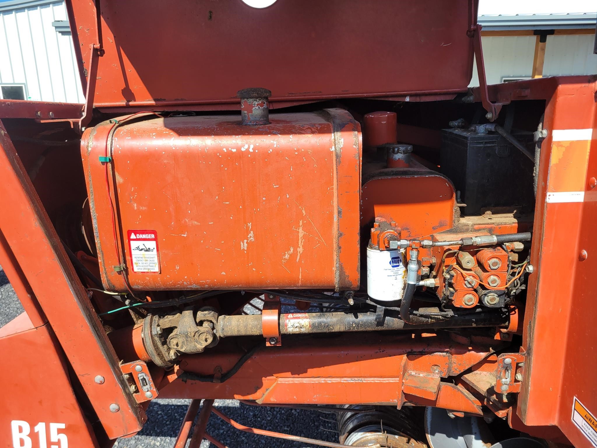 Hesston 4690 Baler/Square