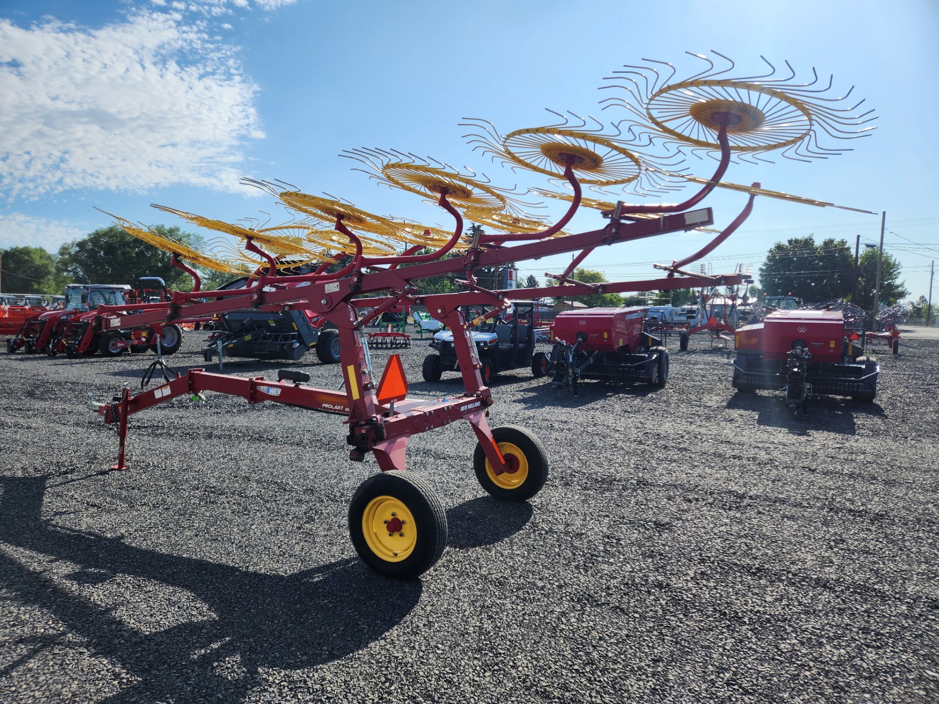 2016 New Holland PRO CART 1225 Rake