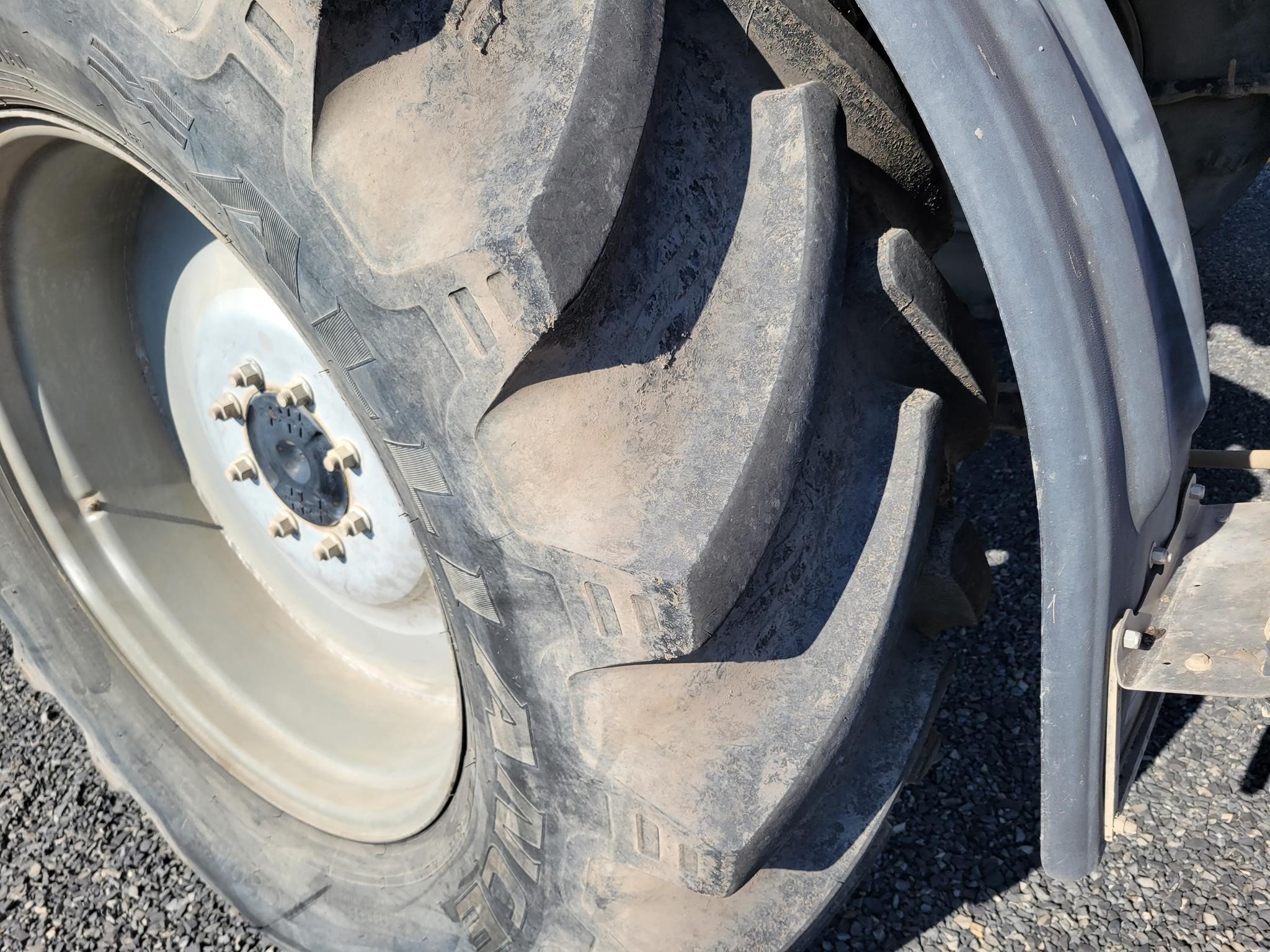 2012 Miller Nitro 4365 Sprayer/High Clearance