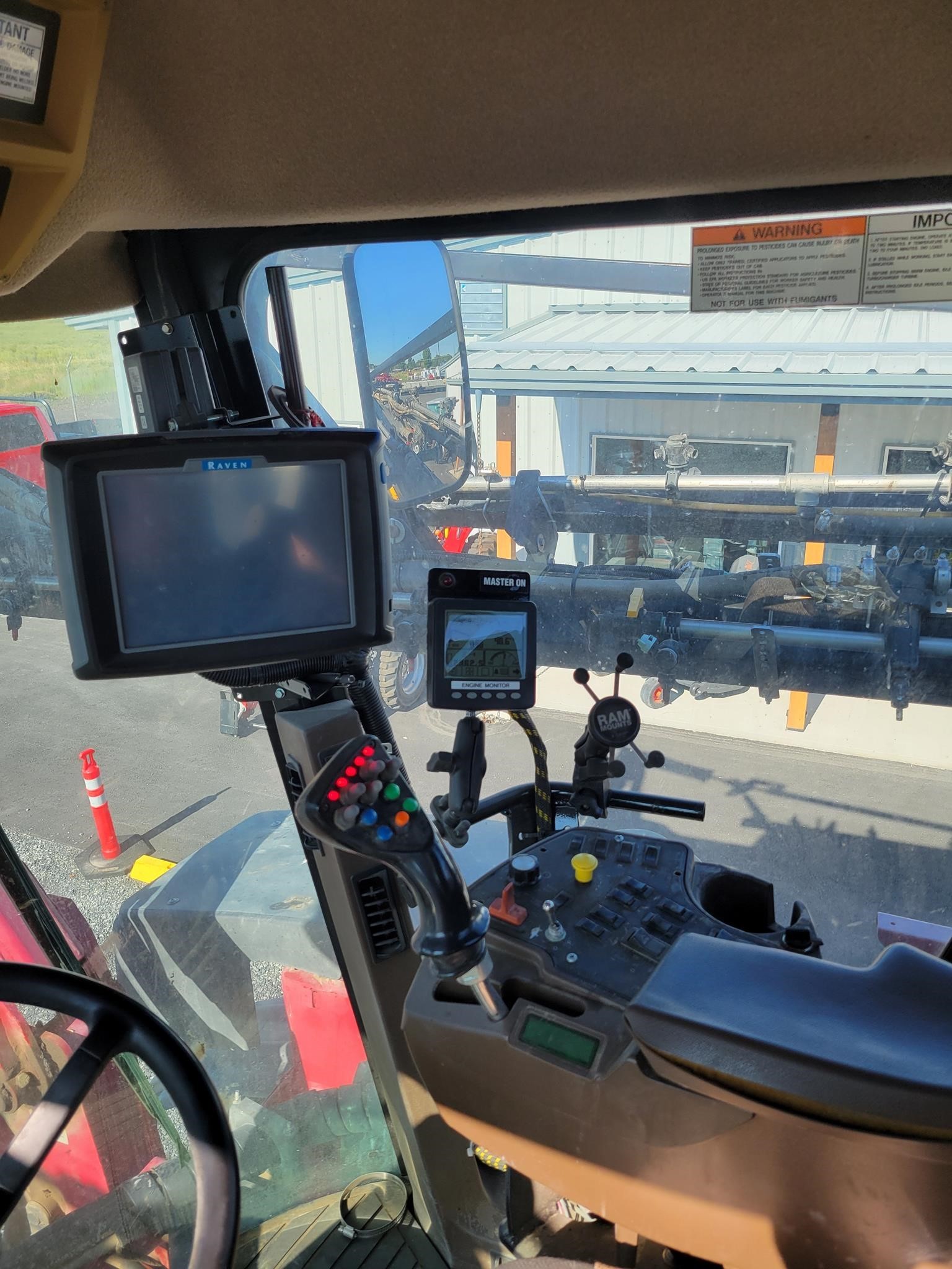 2012 Miller Nitro 4365 Sprayer/High Clearance