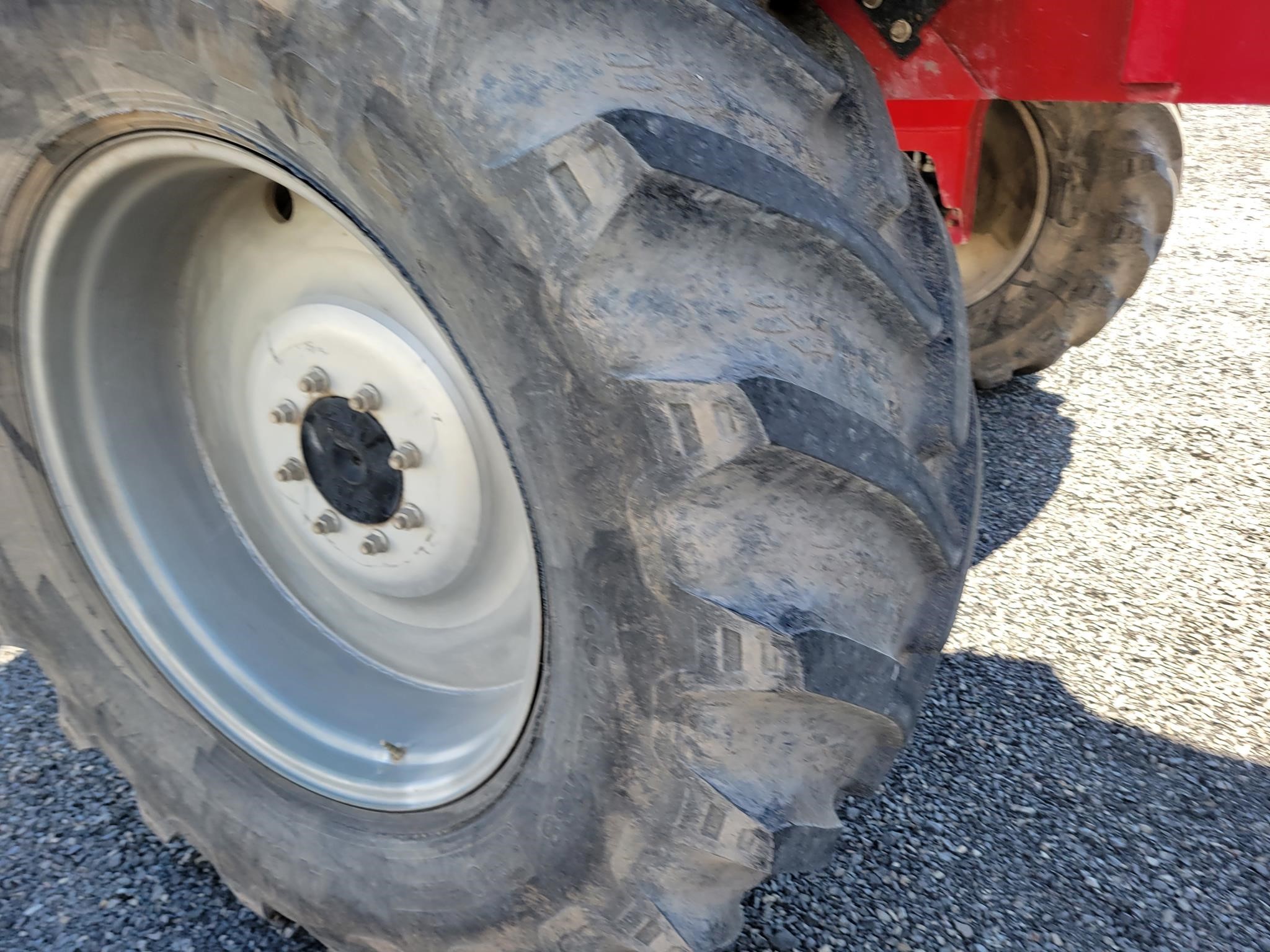 2012 Miller Nitro 4365 Sprayer/High Clearance