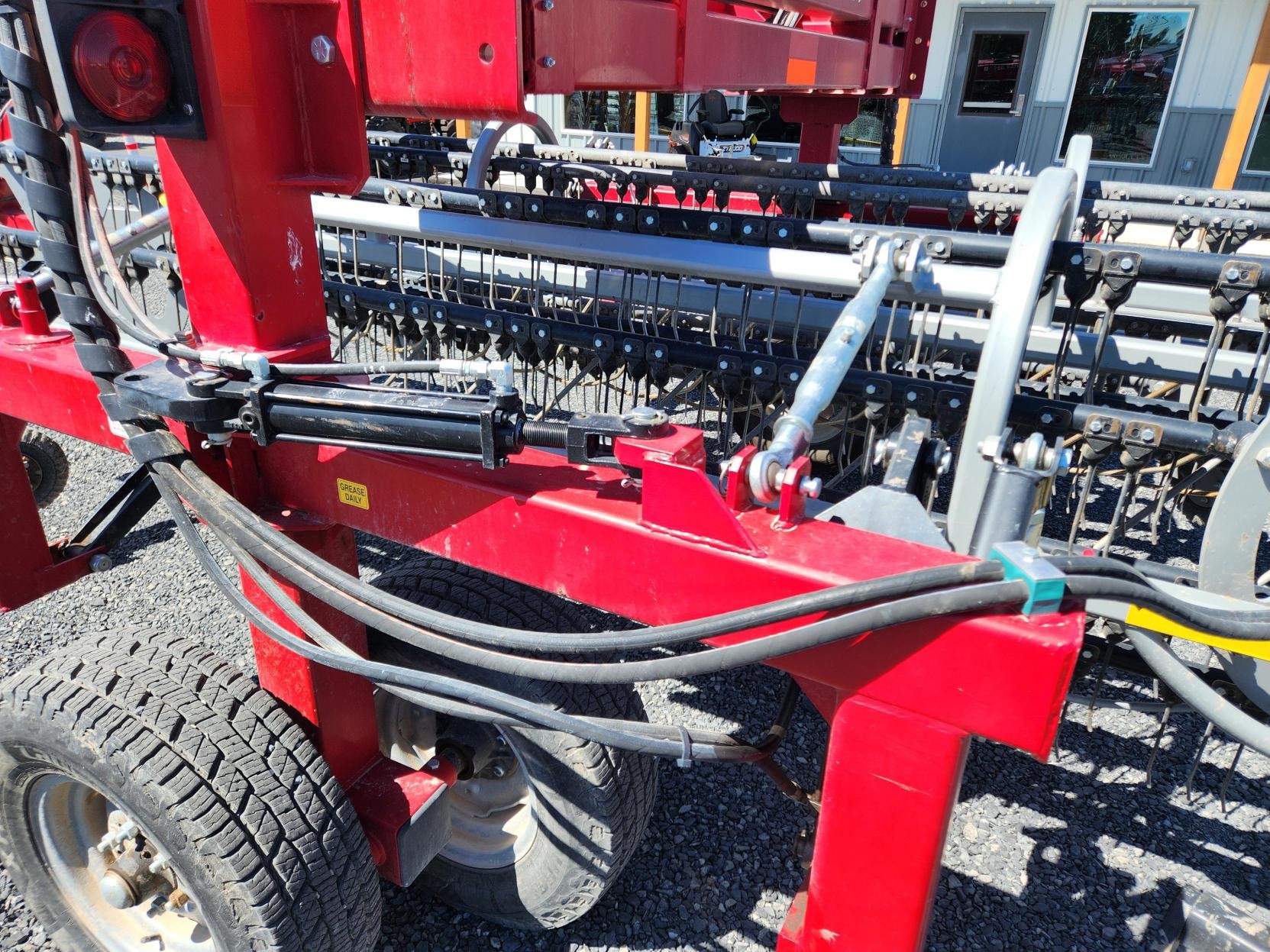 2018 TwinStar 2030G3-7 Rake