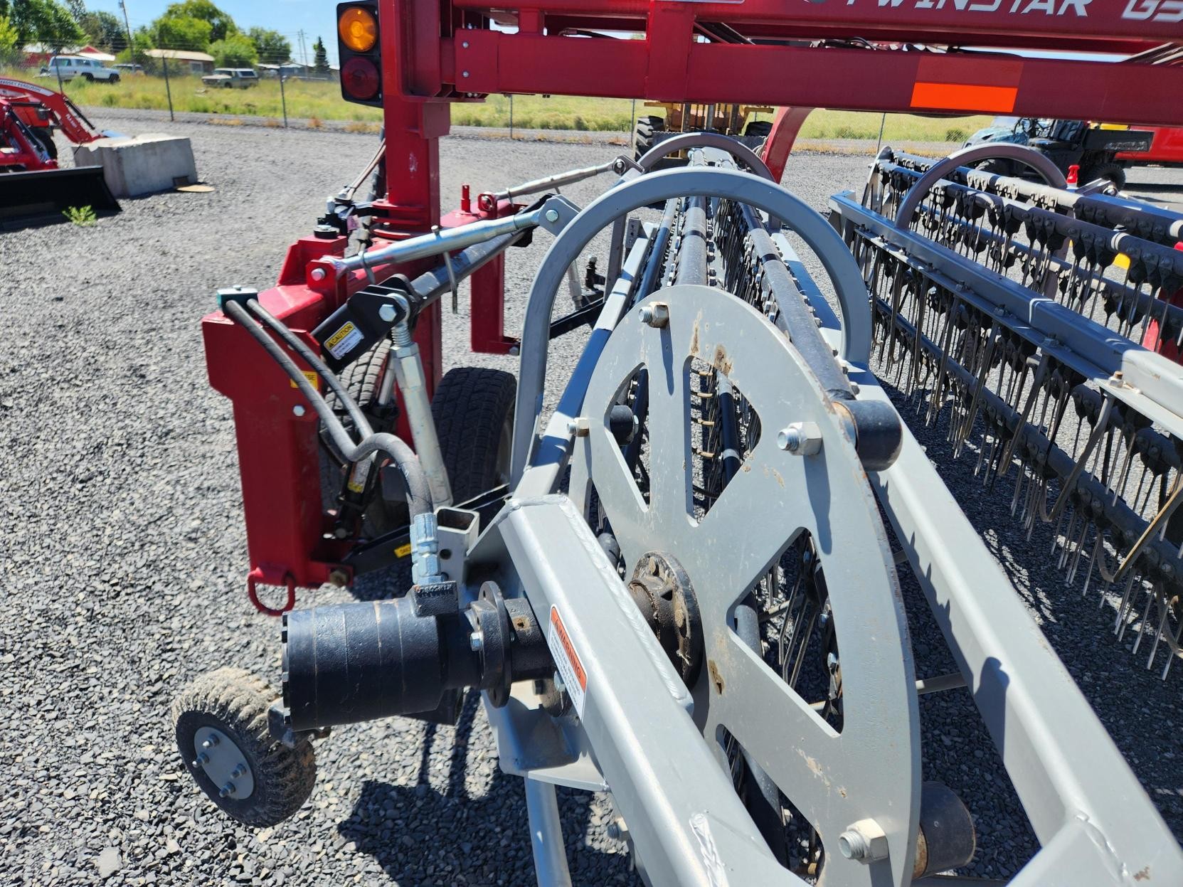 2018 TwinStar 2030G3-7 Rake