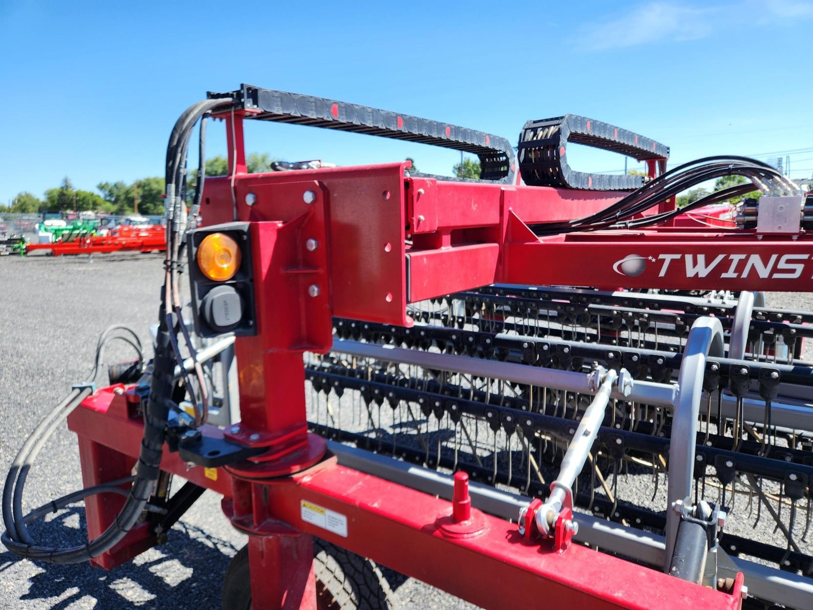 2018 TwinStar 2030G3-7 Rake