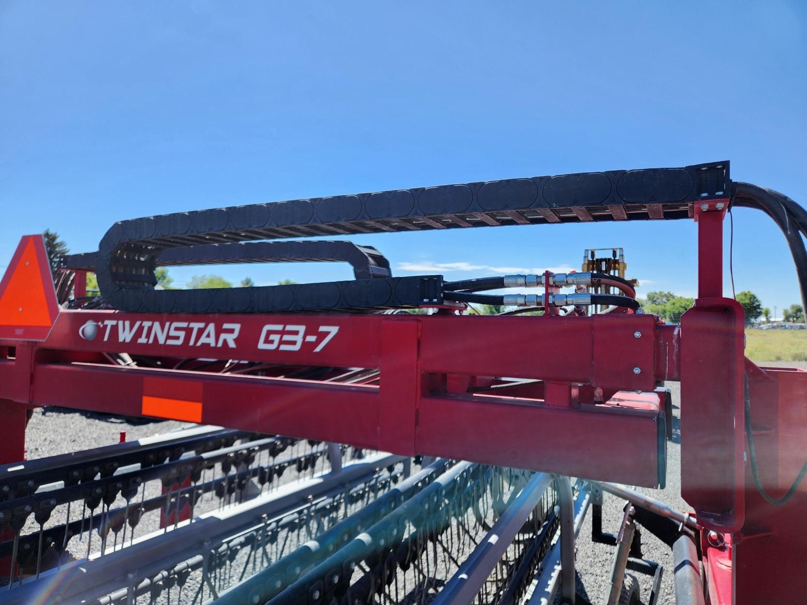 2018 TwinStar 2030G3-7 Rake