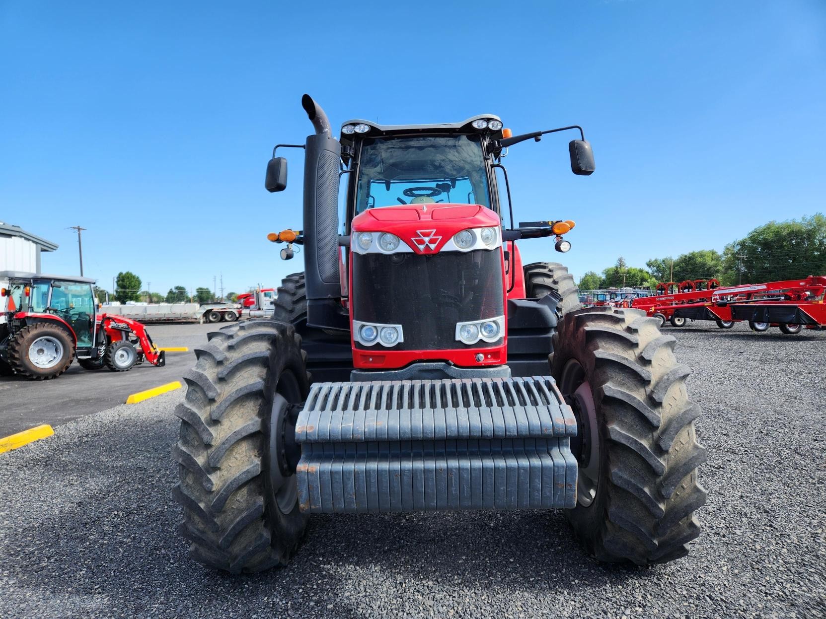 2016 Massey Ferguson 8727 Tractor
