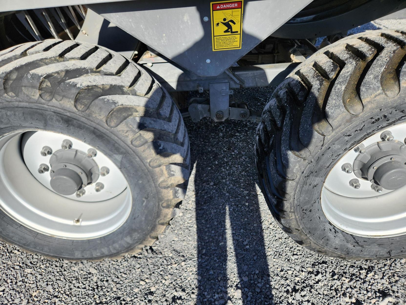 2016 Massey Ferguson 2270 Baler/Square