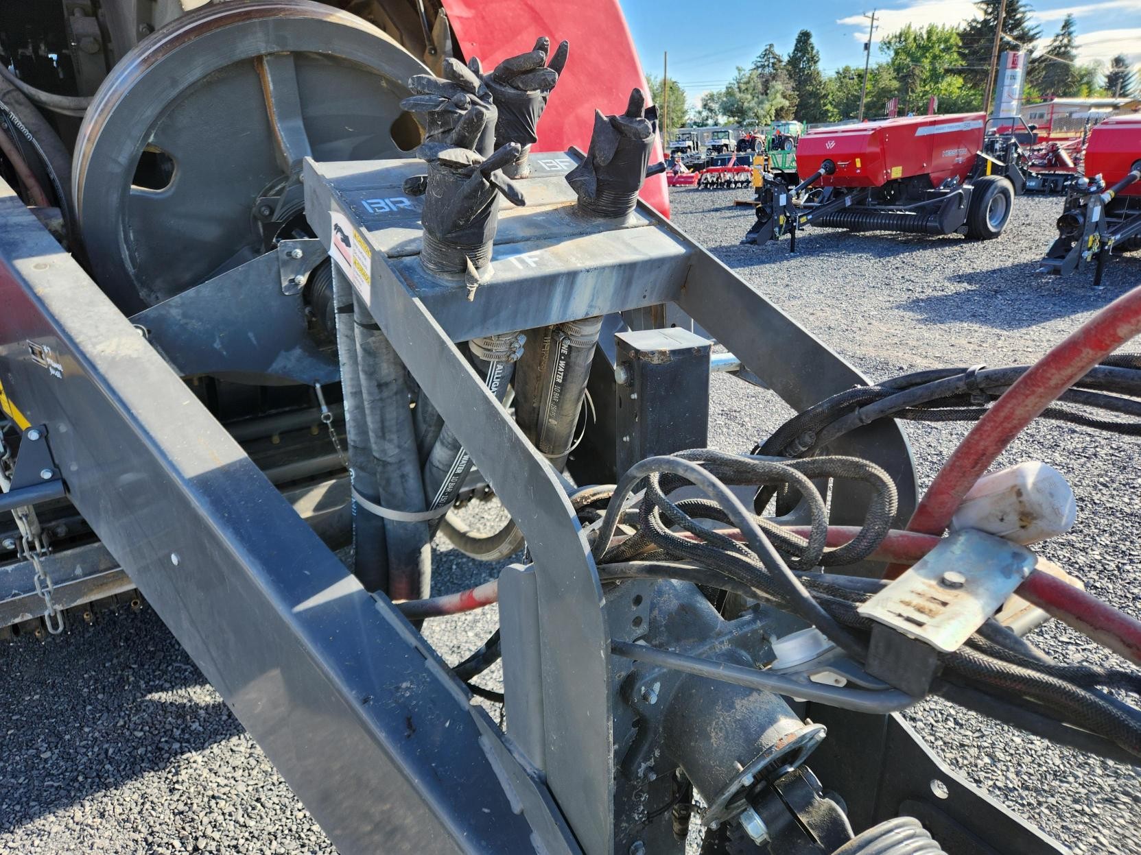 2016 Massey Ferguson 2270 Baler/Square