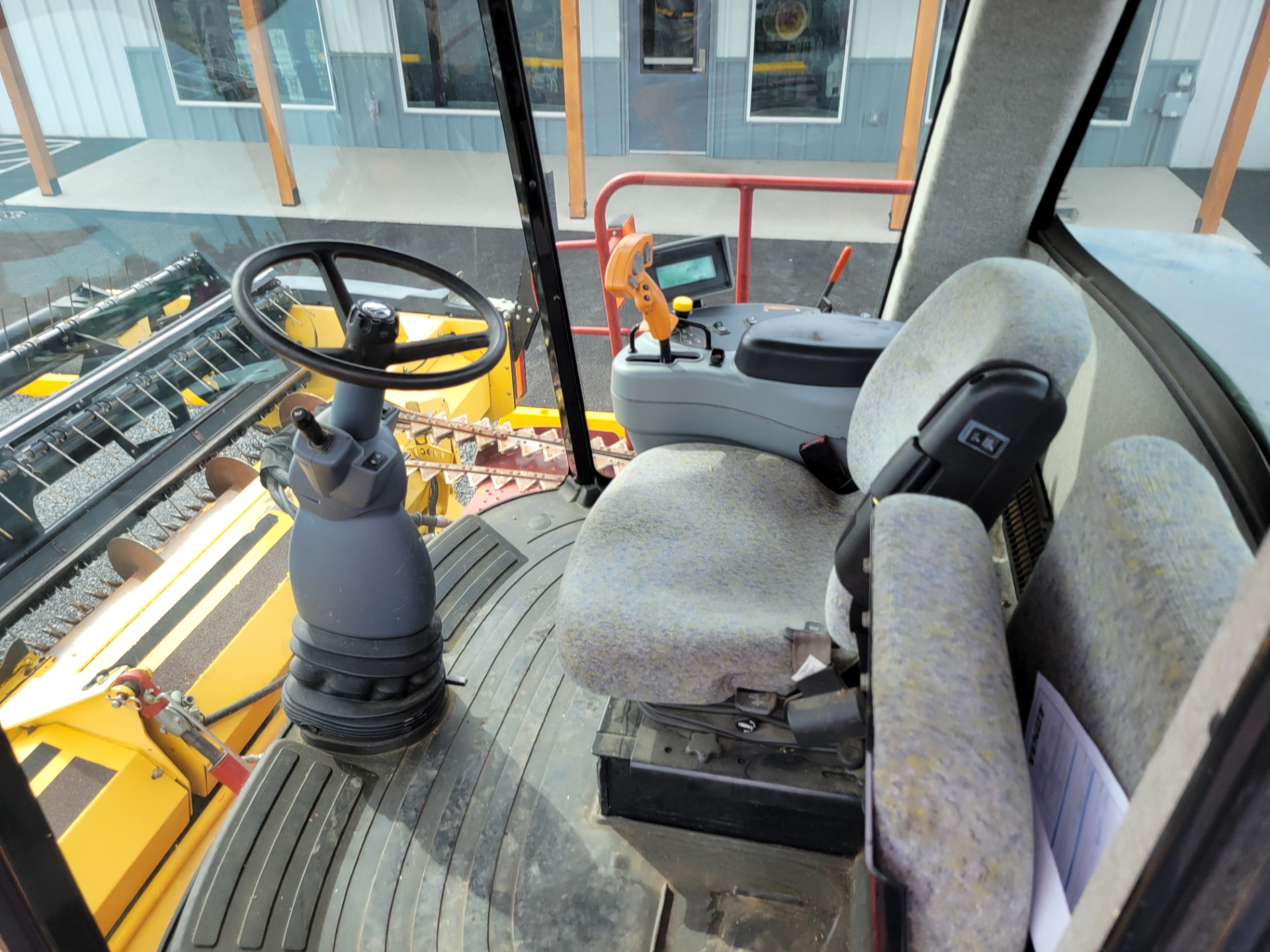 New Holland H8040 Windrower