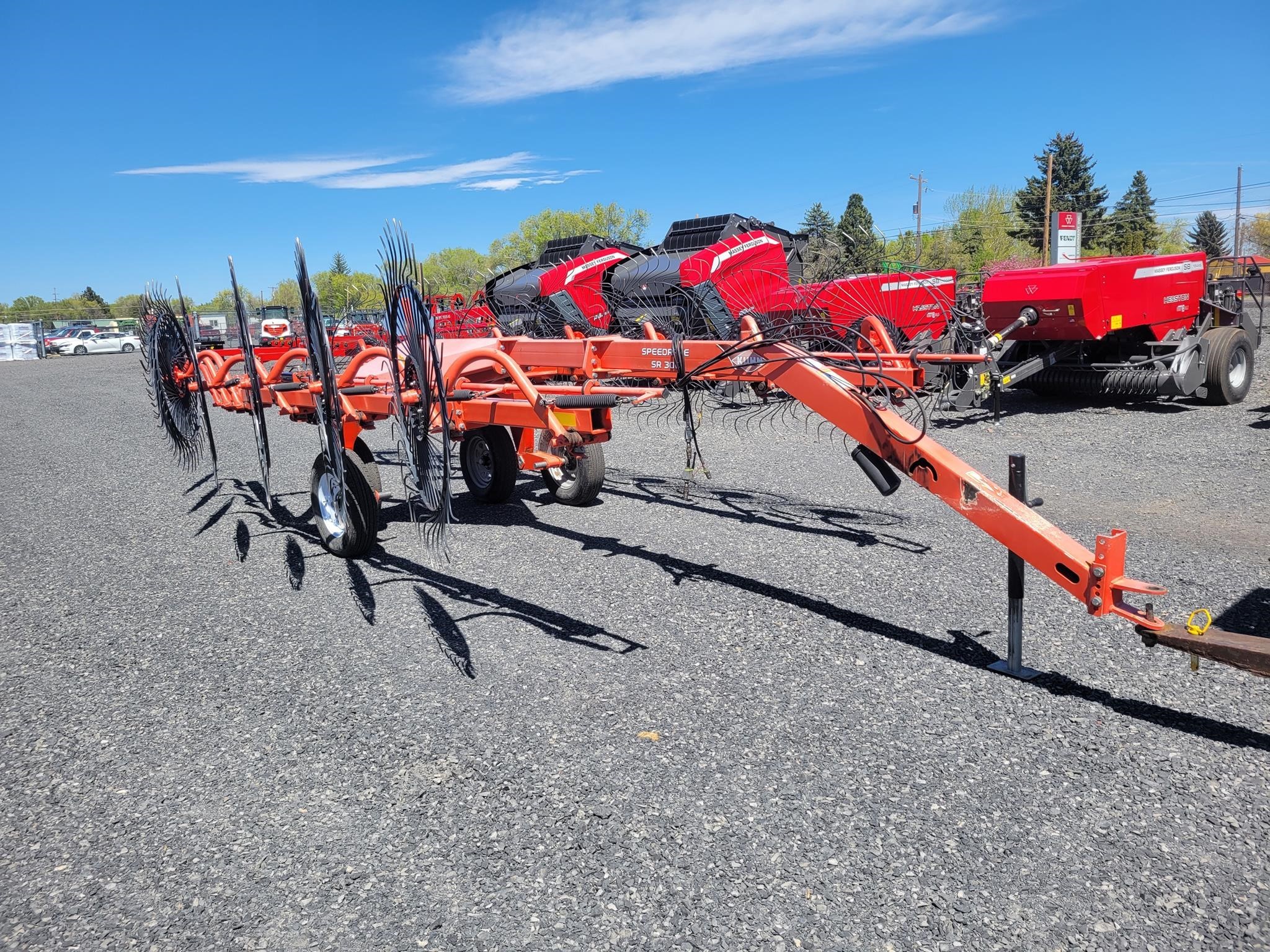 2016 Kuhn SR314 Rake