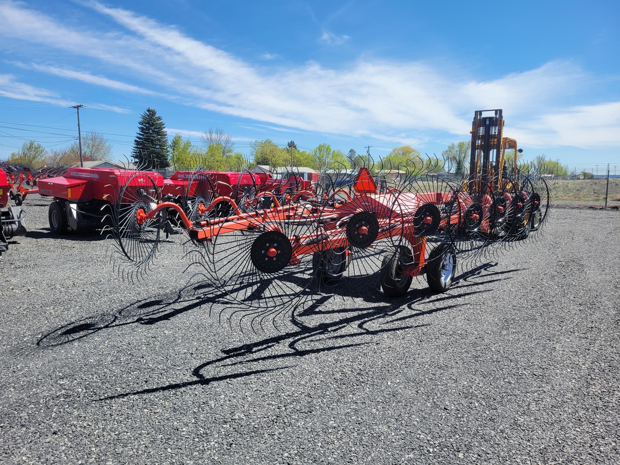 2016 Kuhn SR314 Rake
