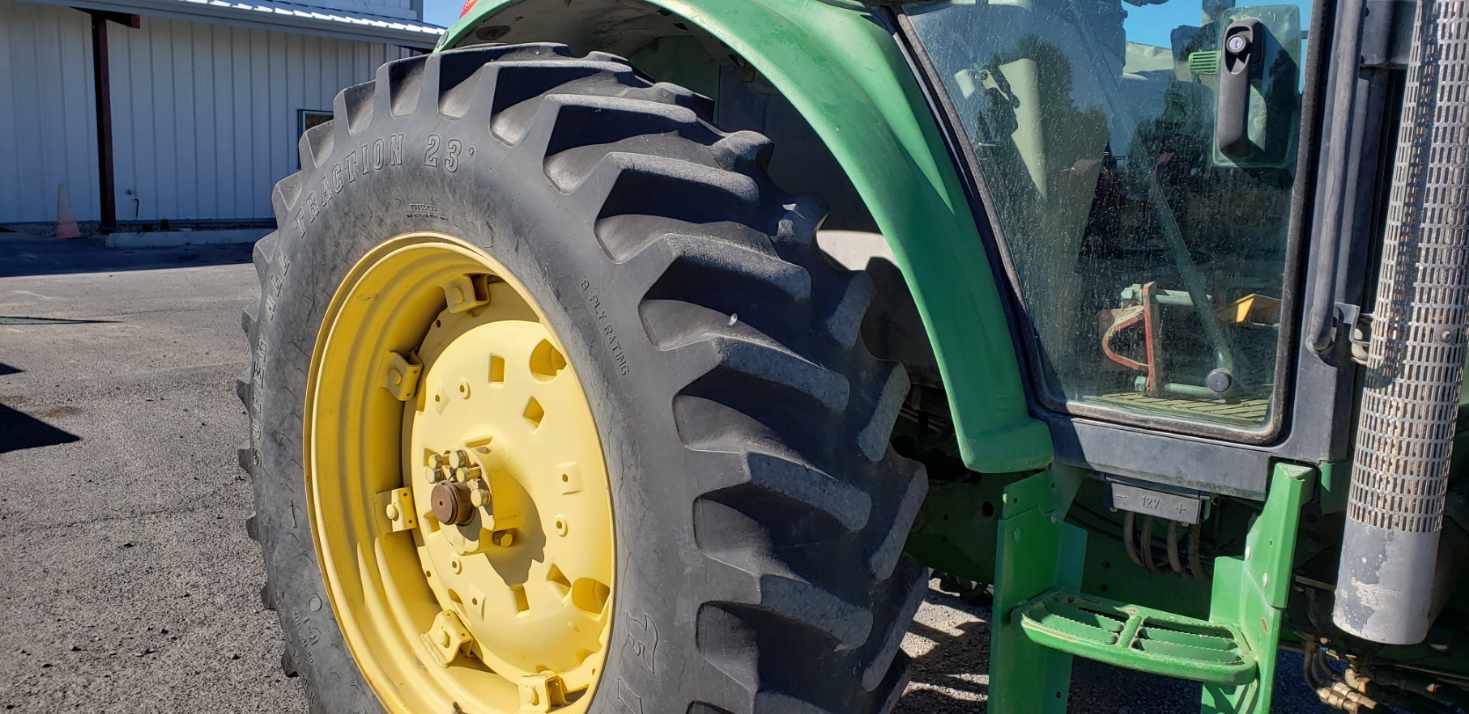 2005 John Deere 6420 Cab Tractor