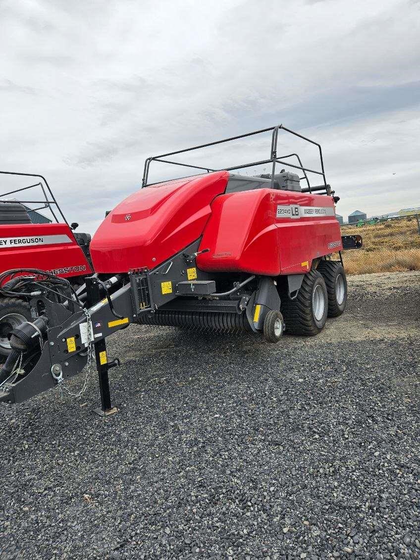 2023 Massey Ferguson LB2234XD Baler/Big Square