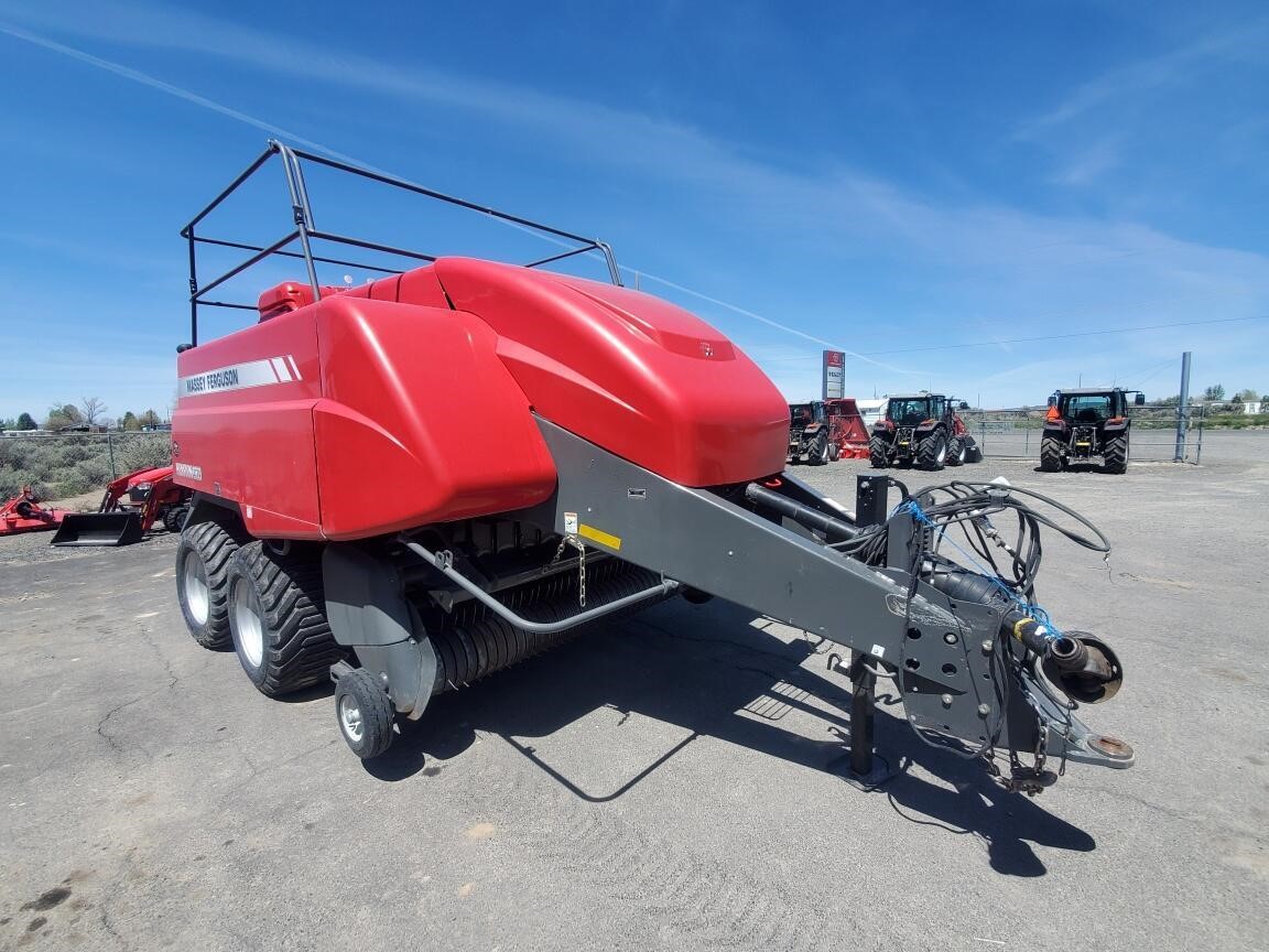 2013 Massey Ferguson 2170 Baler/Square