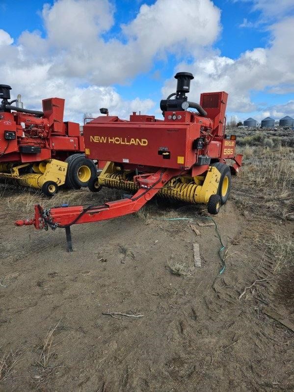 2001 New Holland 585 Baler/Square