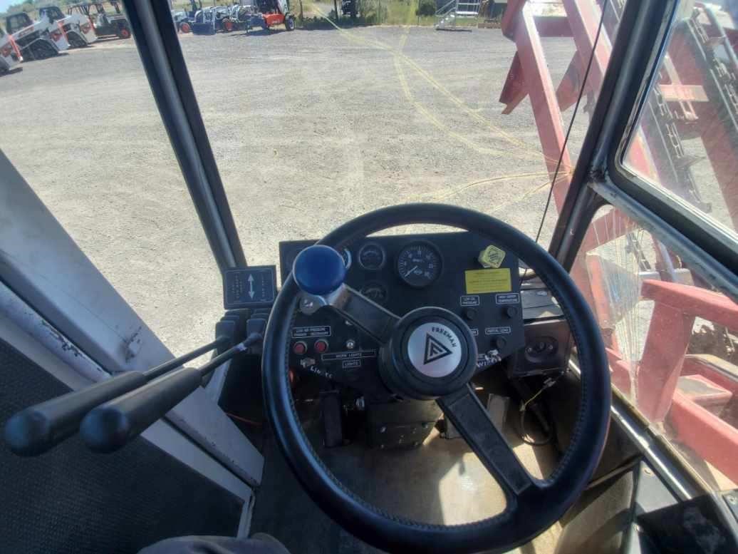 Freeman 5300 Hay Stacker