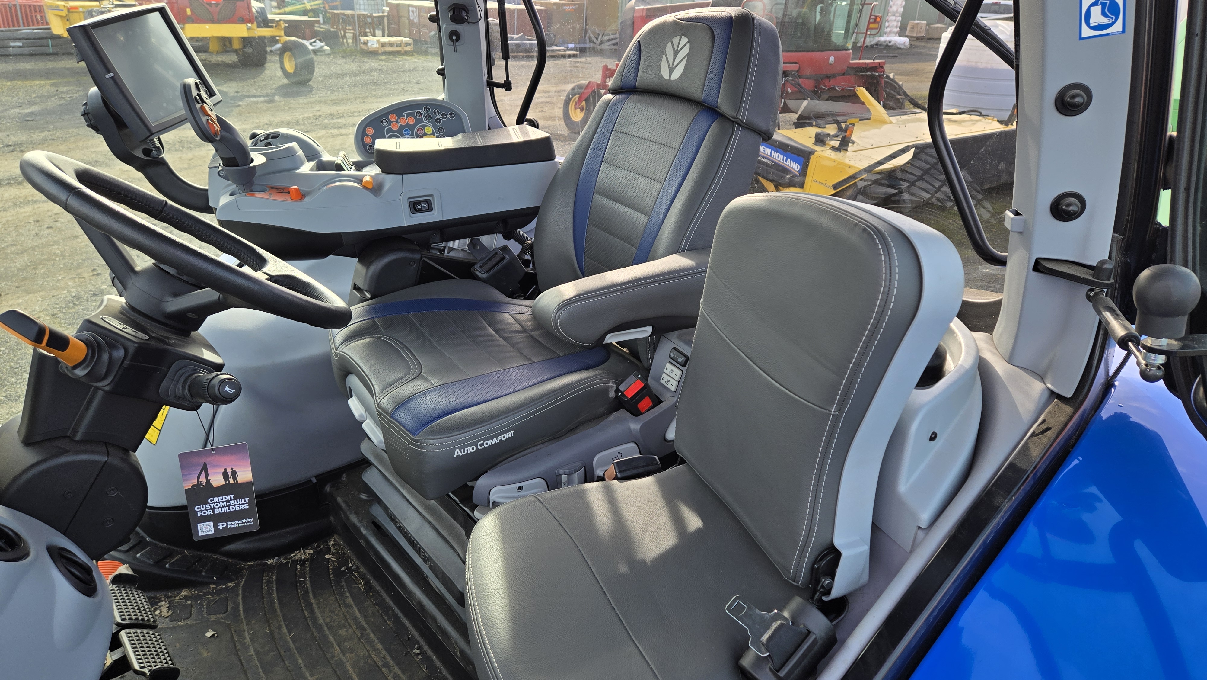 2022 New Holland T7.260 Tractor