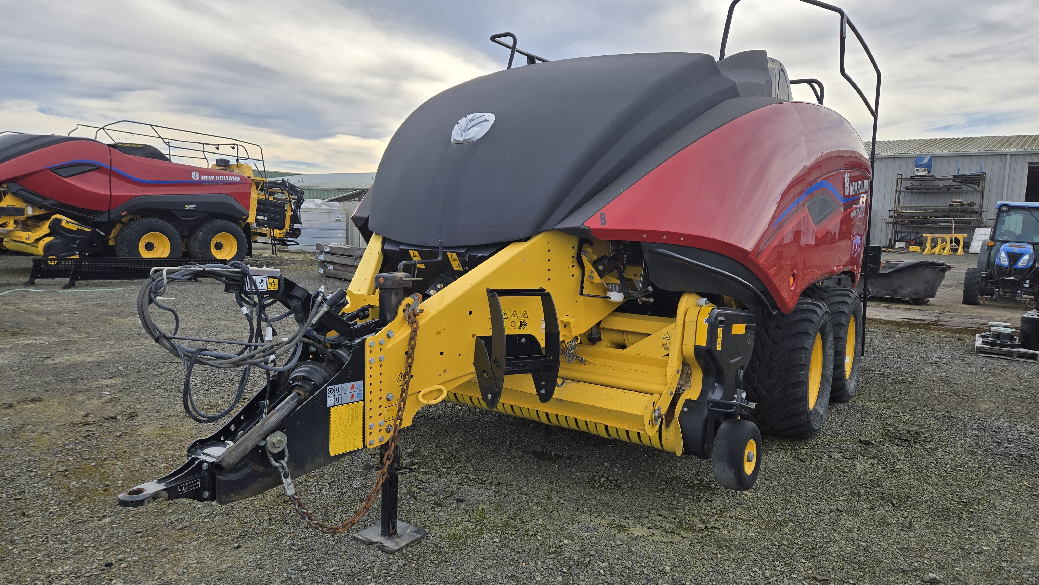2022 New Holland 340S PLUS Baler/Square