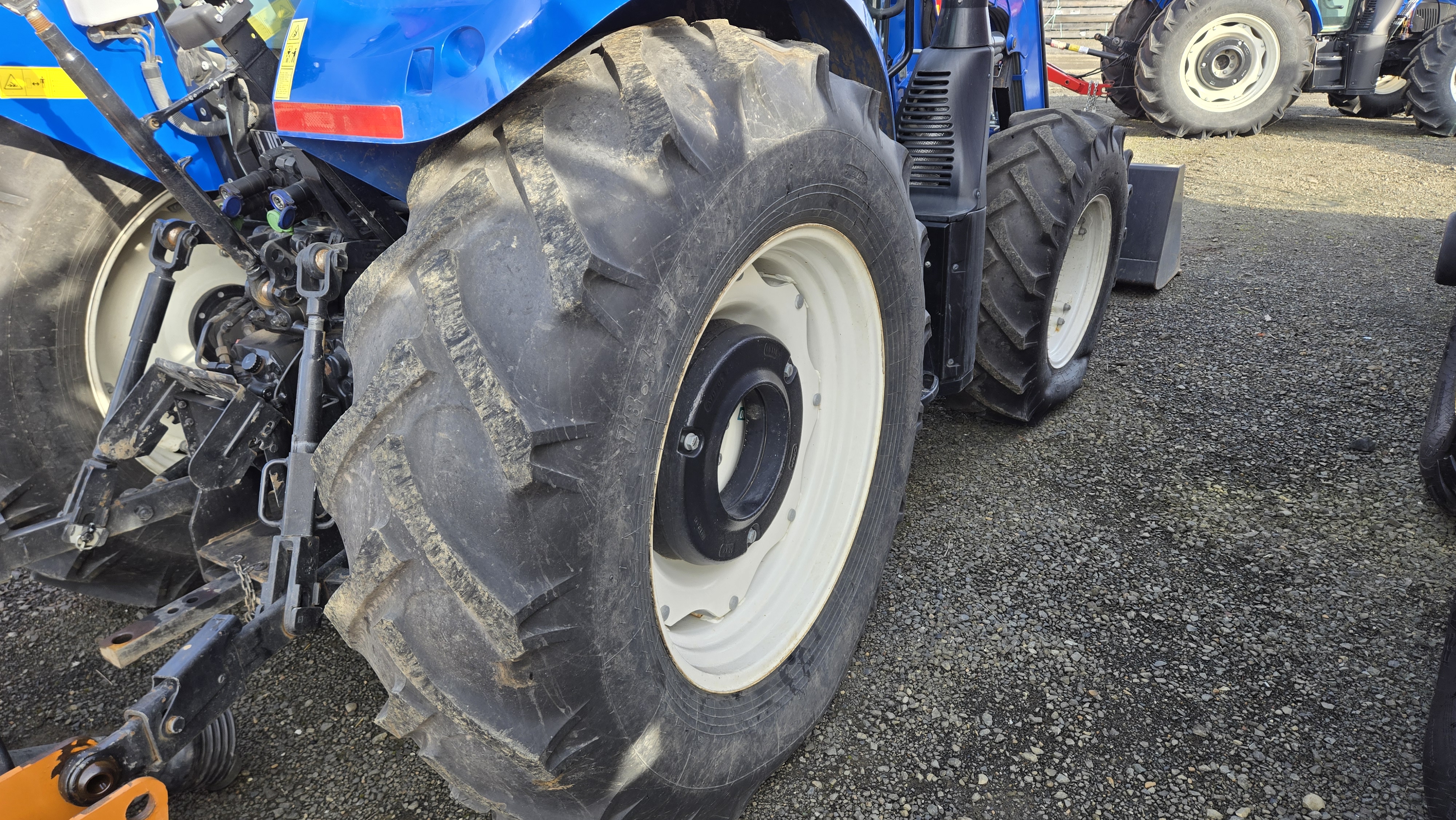 2019 New Holland POWERSTAR 90 Tractor